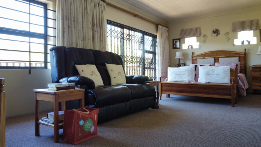 4 Bedroom Property for Sale in Hersham Western Cape